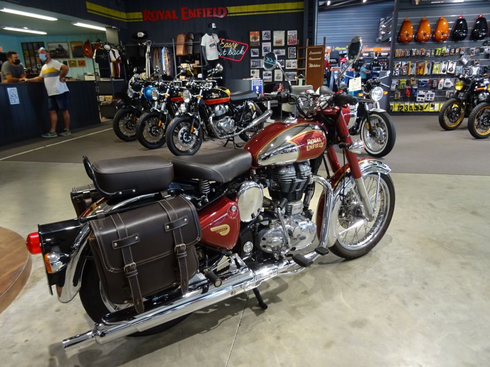 ROYAL ENFIELD BULLET CLASSIC 4