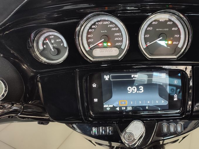 HARLEY-DAVIDSON TOURING ELECTRA GLIDE 1868 ULTRA LIMITED 4
