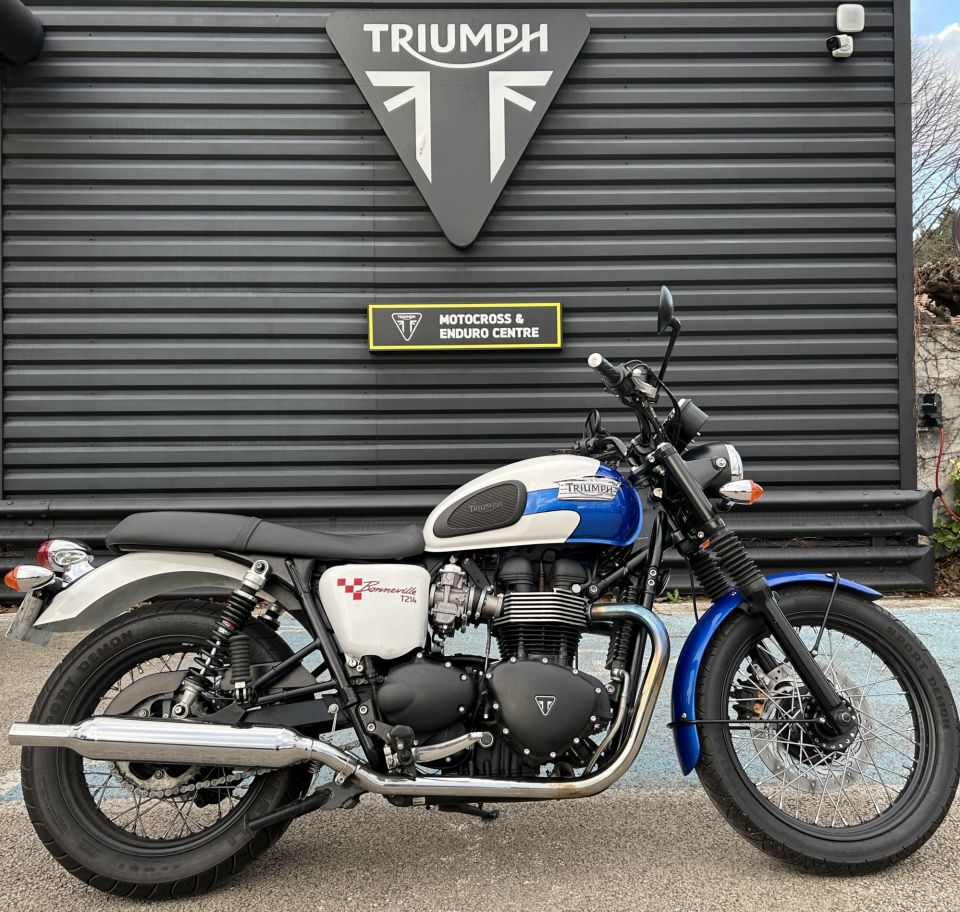 TRIUMPH Bonneville T214 4