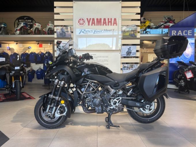 YAMAHA NIKEN GT 148€/MOIS* +DE 600€ D'ACCESSOIRES GARANTIE 12 MOIS +de 4300€ D'AVANTAGE CLIENT 4