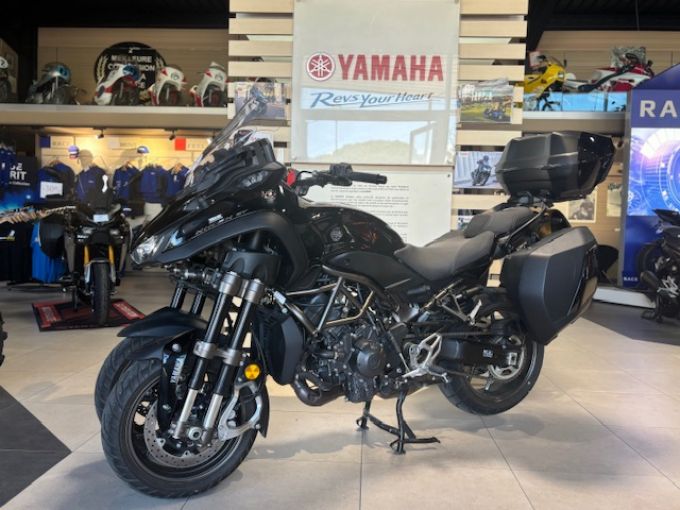 YAMAHA NIKEN GT 148€/MOIS* +DE 600€ D'ACCESSOIRES GARANTIE 12 MOIS +de 4300€ D'AVANTAGE CLIENT 4