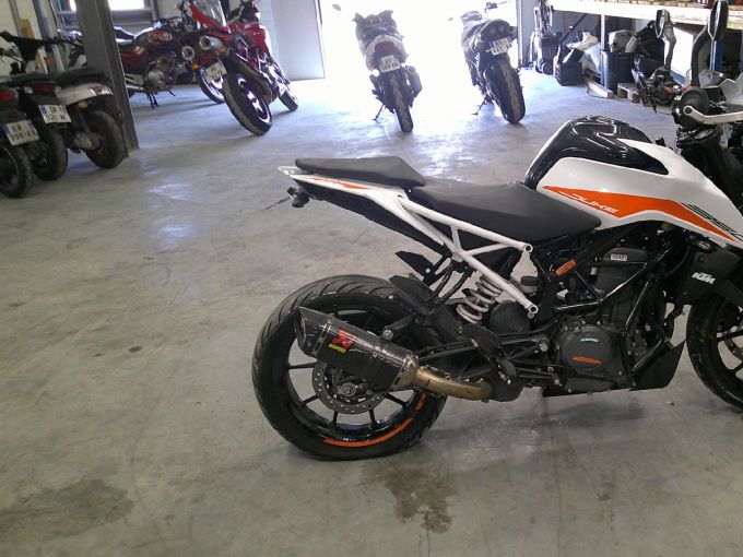 KTM 390 DUKE 4