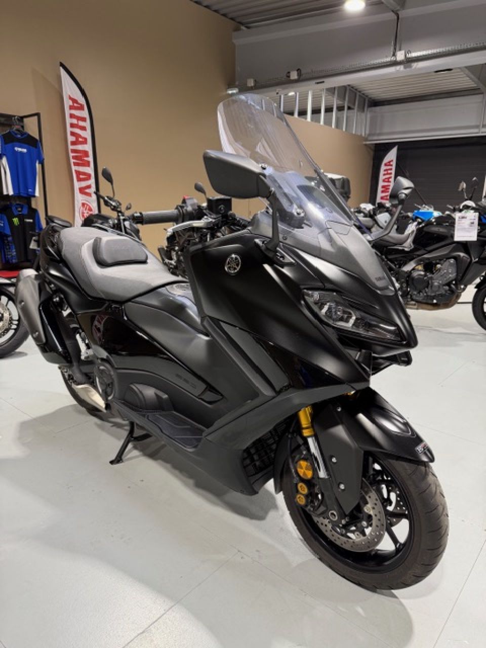 YAMAHA XP T-MAX 560 TECH MAX 4