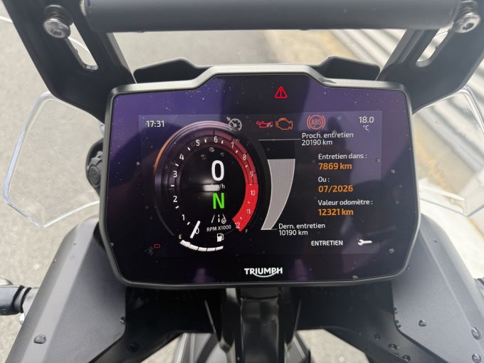 TRIUMPH Tiger 900 GT PRO 4
