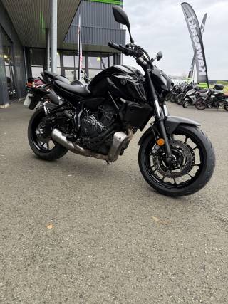 YAMAHA MT-07 - 2023