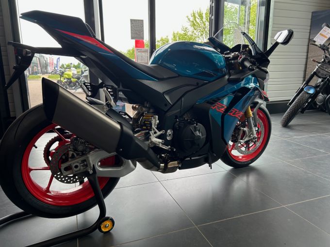 APRILIA RSV4 1100 4