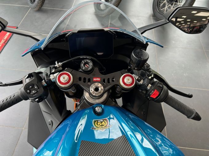 APRILIA RSV4 1100 4