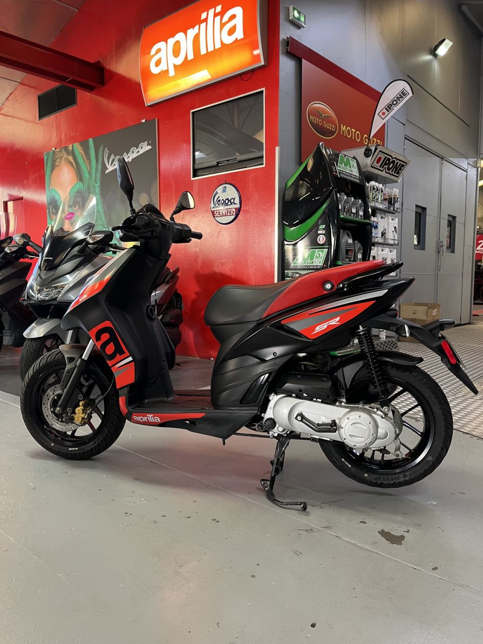 APRILIA SR 50 MOTARD 4