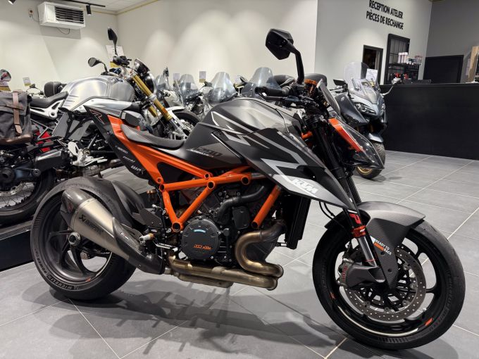 KTM 1290 SUPER DUKE RR 4