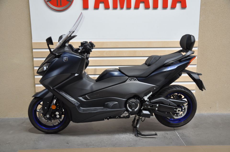 YAMAHA XP T-MAX 560 4