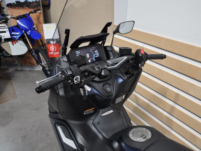 YAMAHA XP T-MAX 560 4