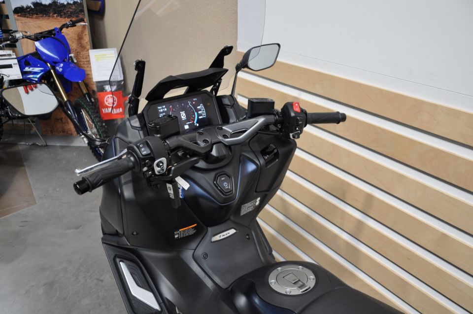 YAMAHA XP T-MAX 560 4