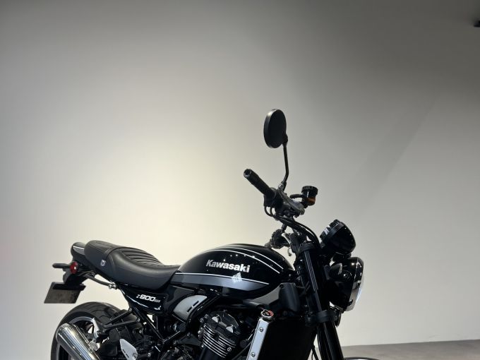 KAWASAKI Z900 SE 4