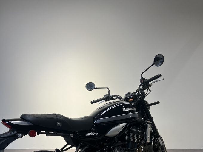 KAWASAKI Z900 SE 4