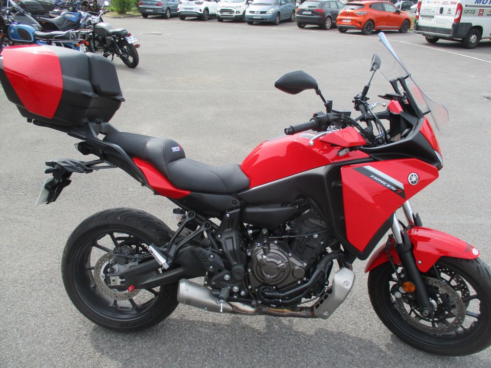 YAMAHA TRACER 7 4