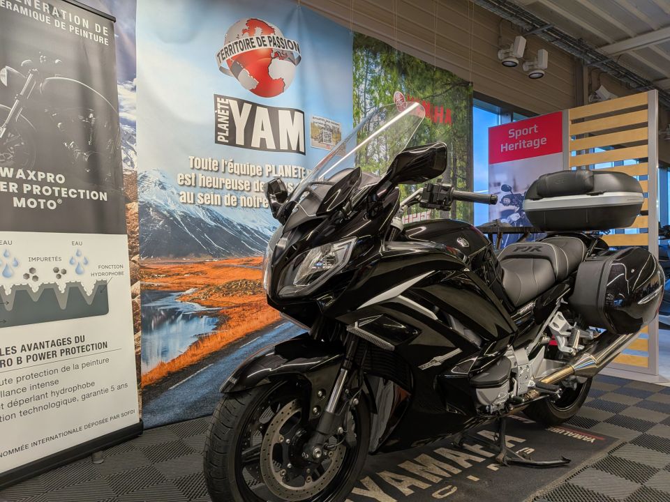 YAMAHA FJR 1300 AS 4