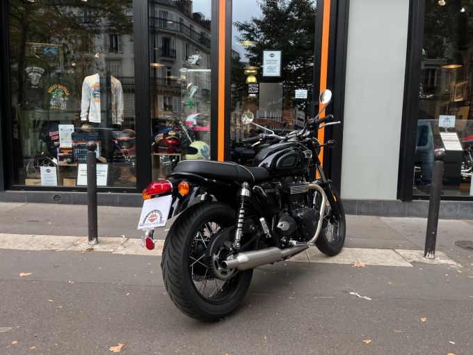 TRIUMPH BONNEVILLE T100 900 4