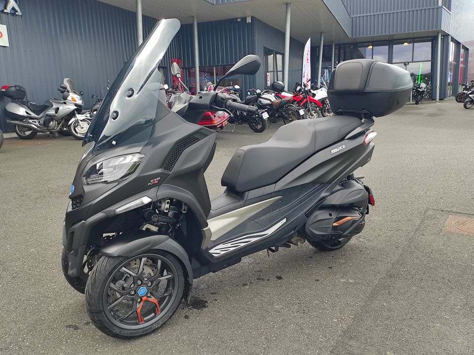 PIAGGIO MP3 530 HPE EXCLUSIVE 4