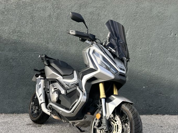 HONDA X-ADV 4