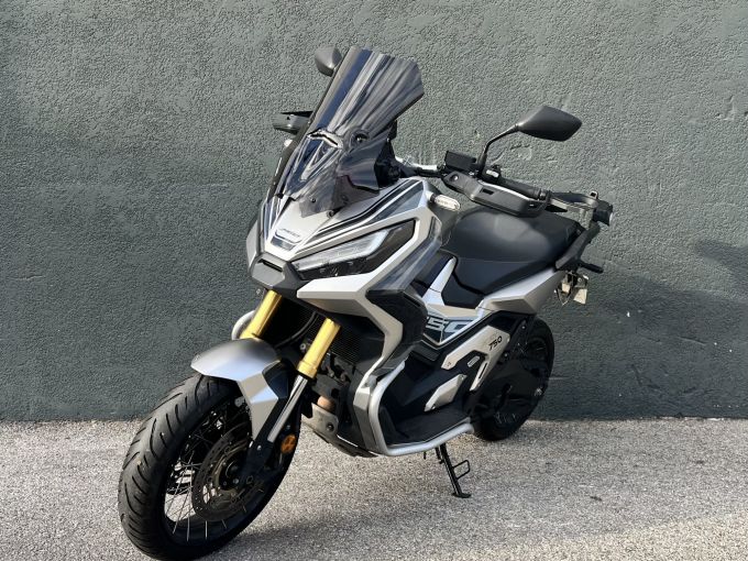 HONDA X-ADV 4