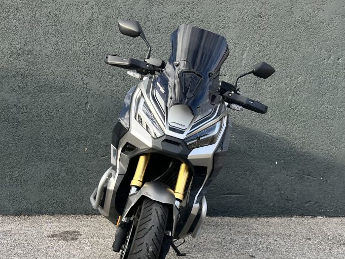 HONDA X-ADV 4