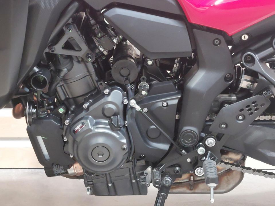 YAMAHA TRACER 7 35KW 4