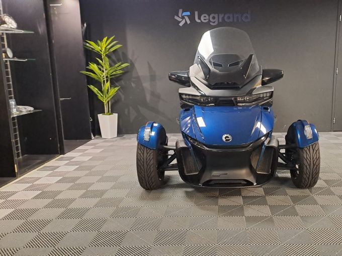 CAN-AM SPYDER RT 4