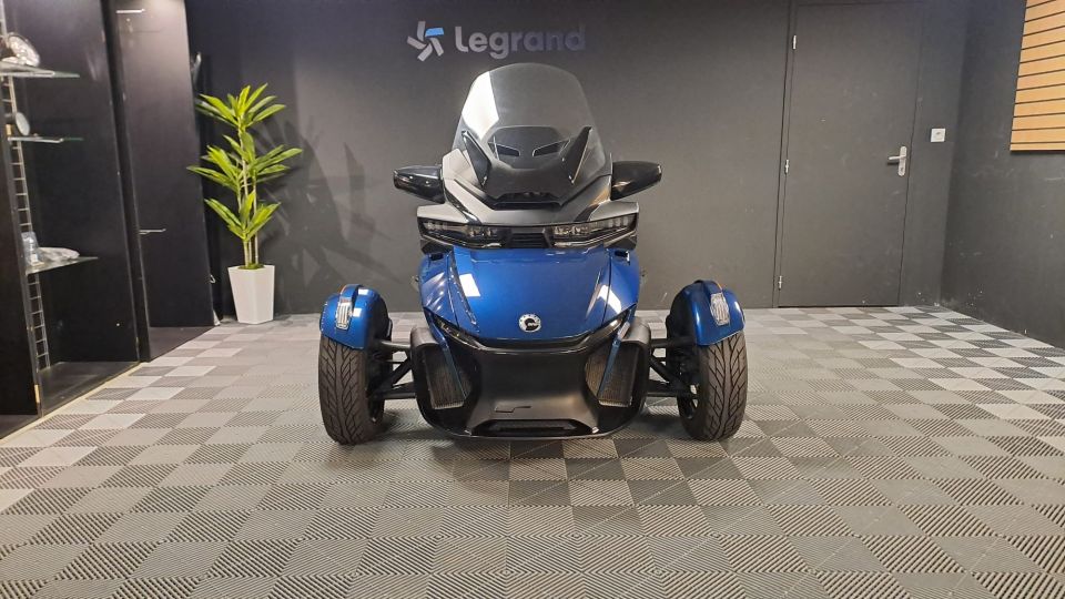 CAN-AM SPYDER RT 4