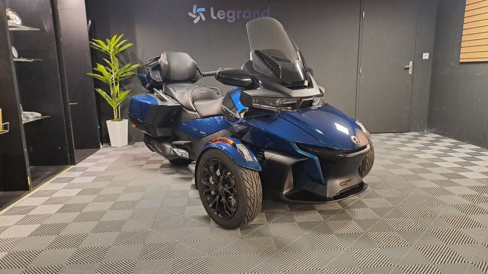 CAN-AM SPYDER RT 4