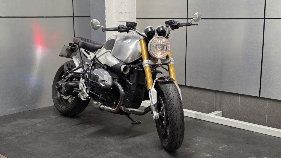 BMW R NineT 4