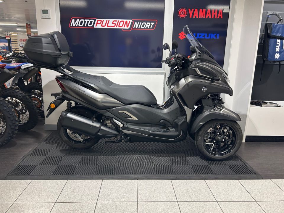 YAMAHA TRICITY 300 4