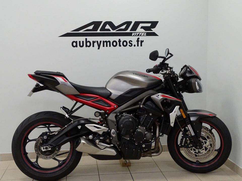 TRIUMPH STREET TRIPLE 765 R 4