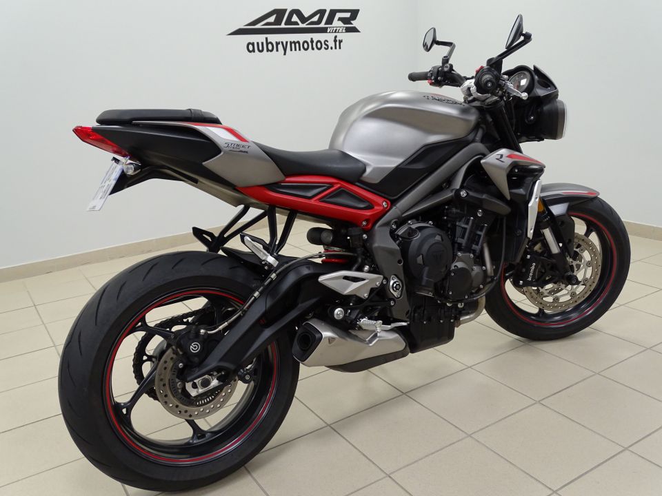 TRIUMPH STREET TRIPLE 765 R 4