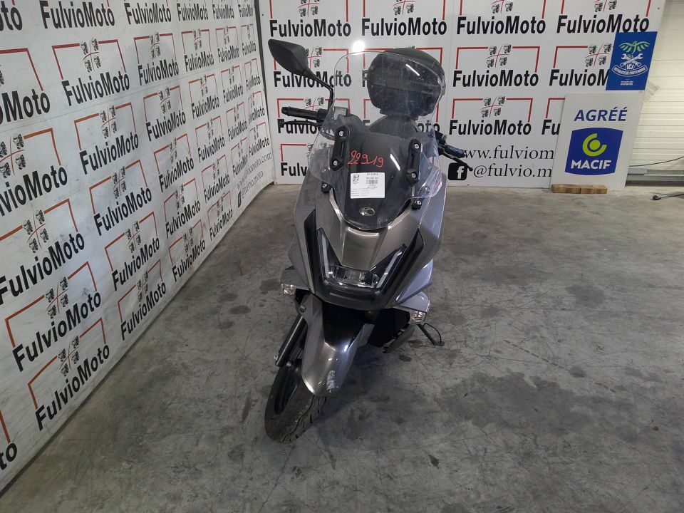 KYMCO SKYTOWN 4