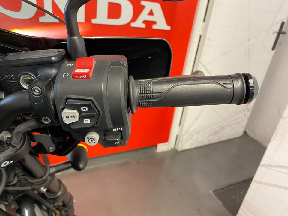 HONDA CMX 1100 REBEL 4