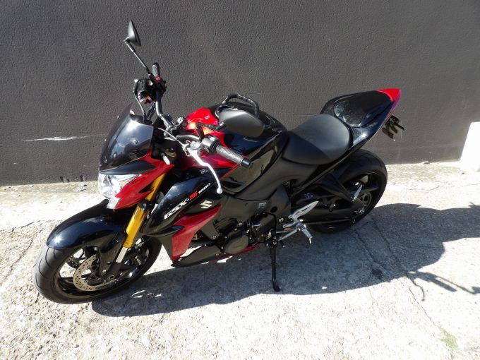 SUZUKI GSX-S 1000 4