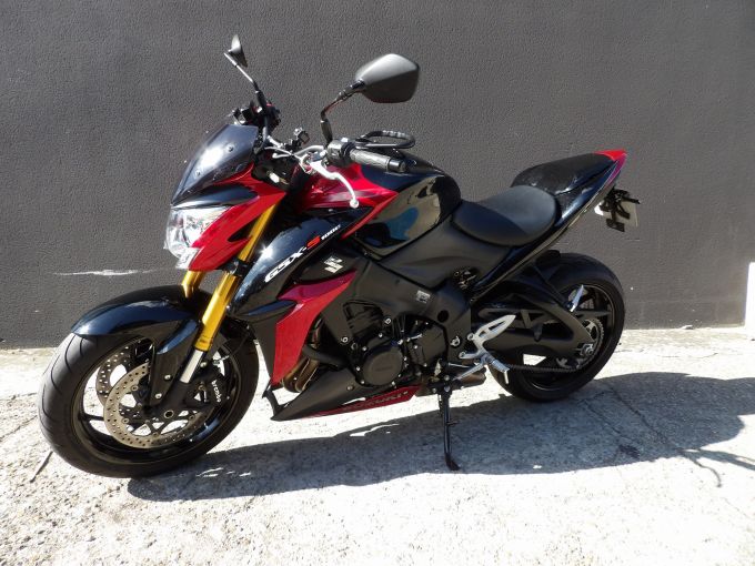 SUZUKI GSX-S 1000 4