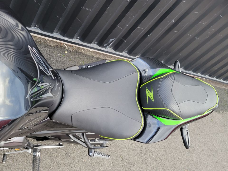 KAWASAKI Z900 SE 4