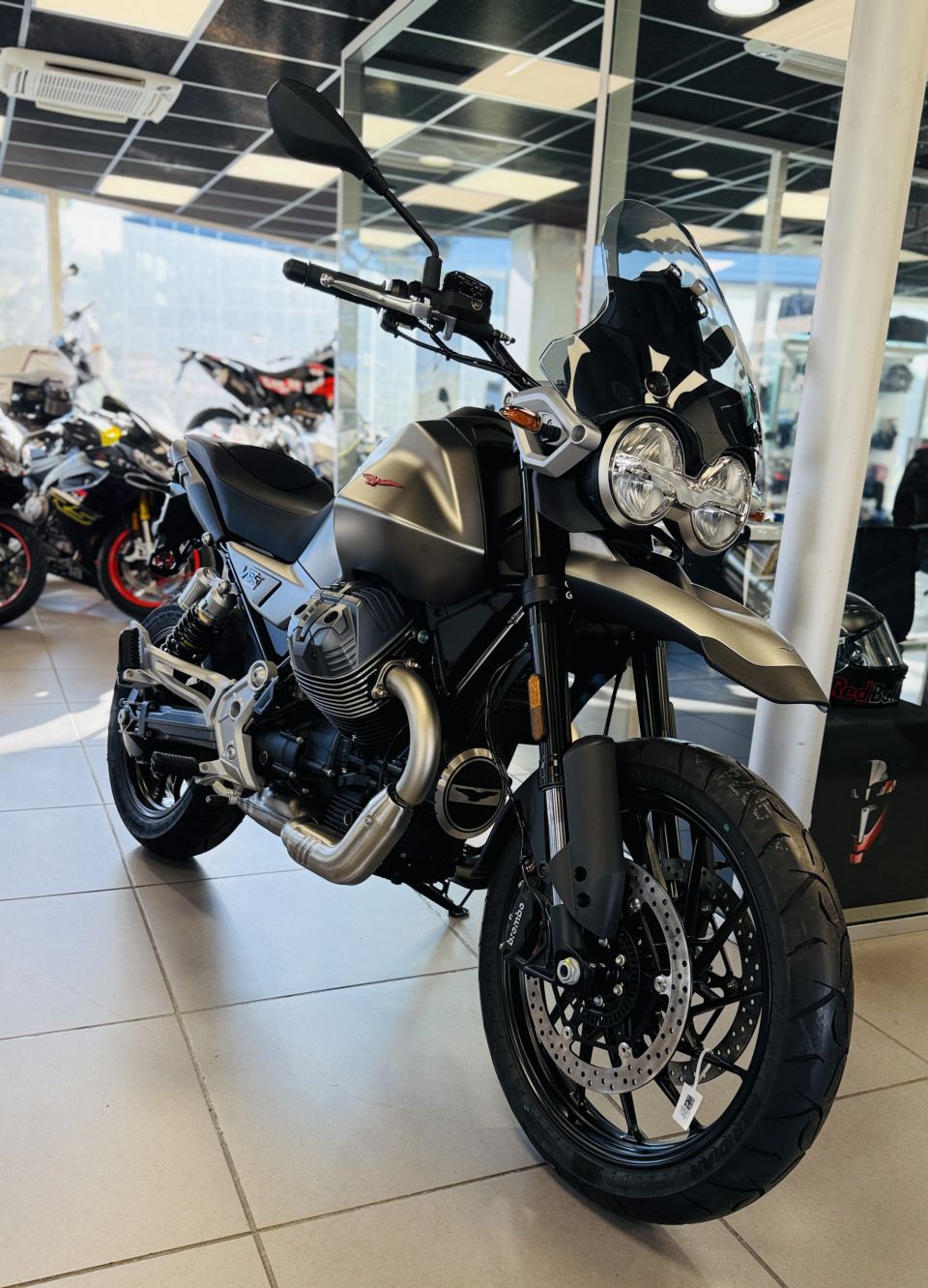 MOTO GUZZI V85 TT 850 4