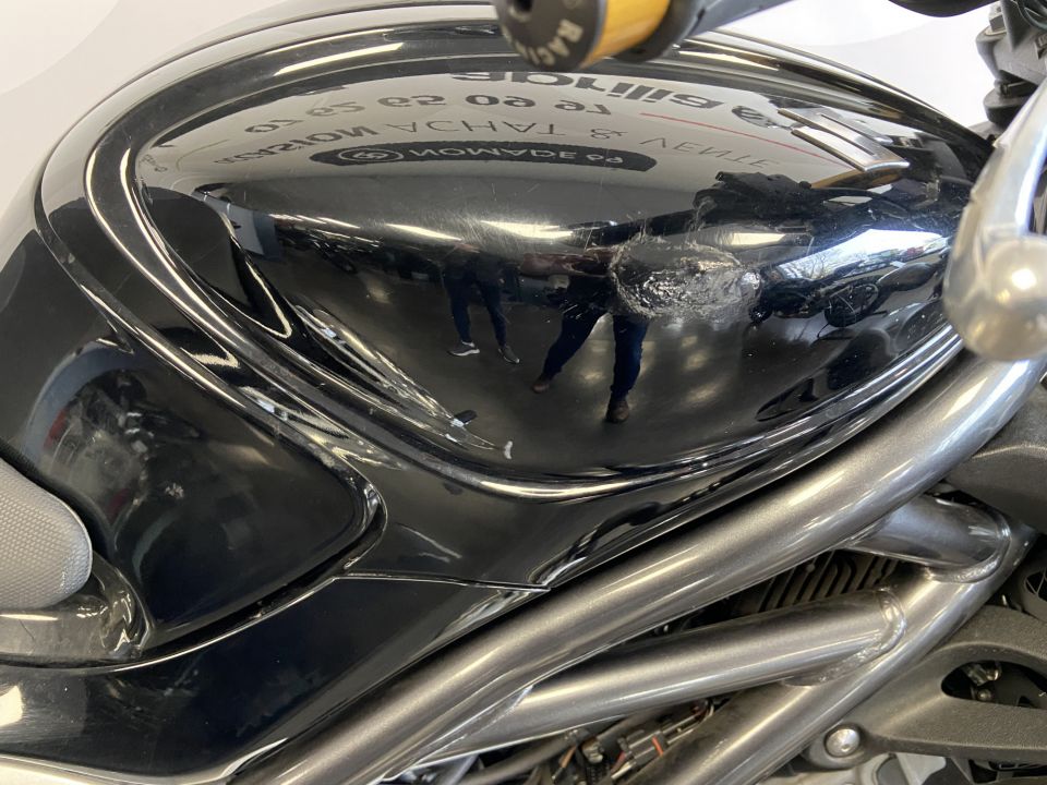 SUZUKI GLADIUS 650 ABS 4