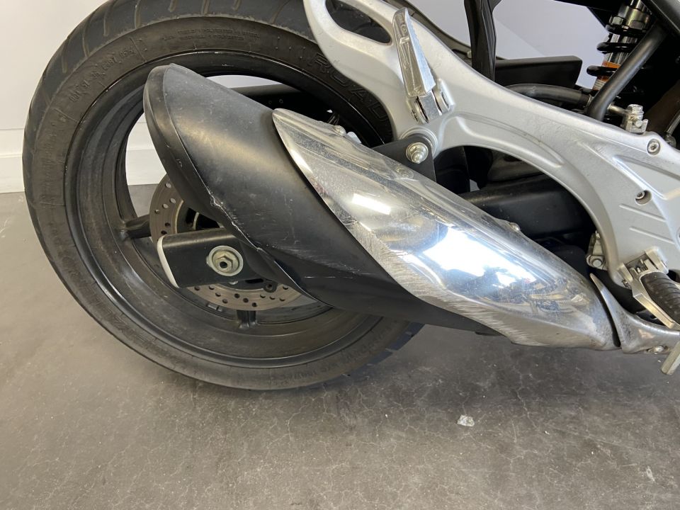 SUZUKI GLADIUS 650 ABS 4