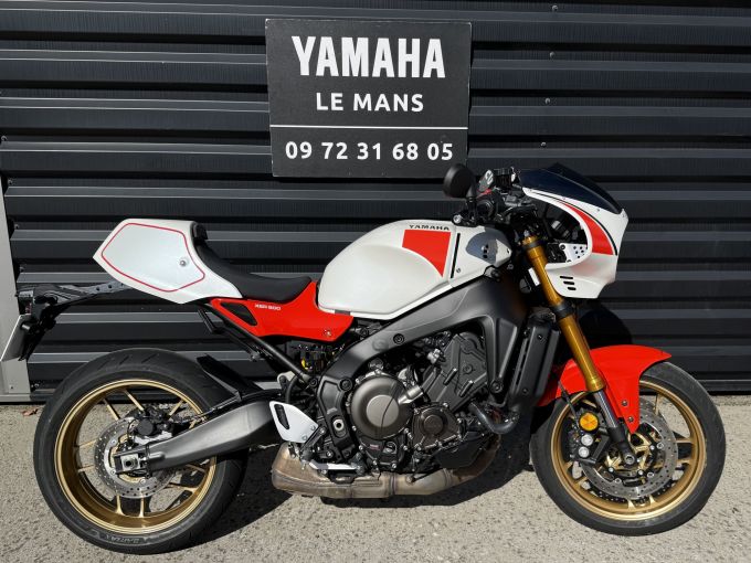 YAMAHA XSR 900 4