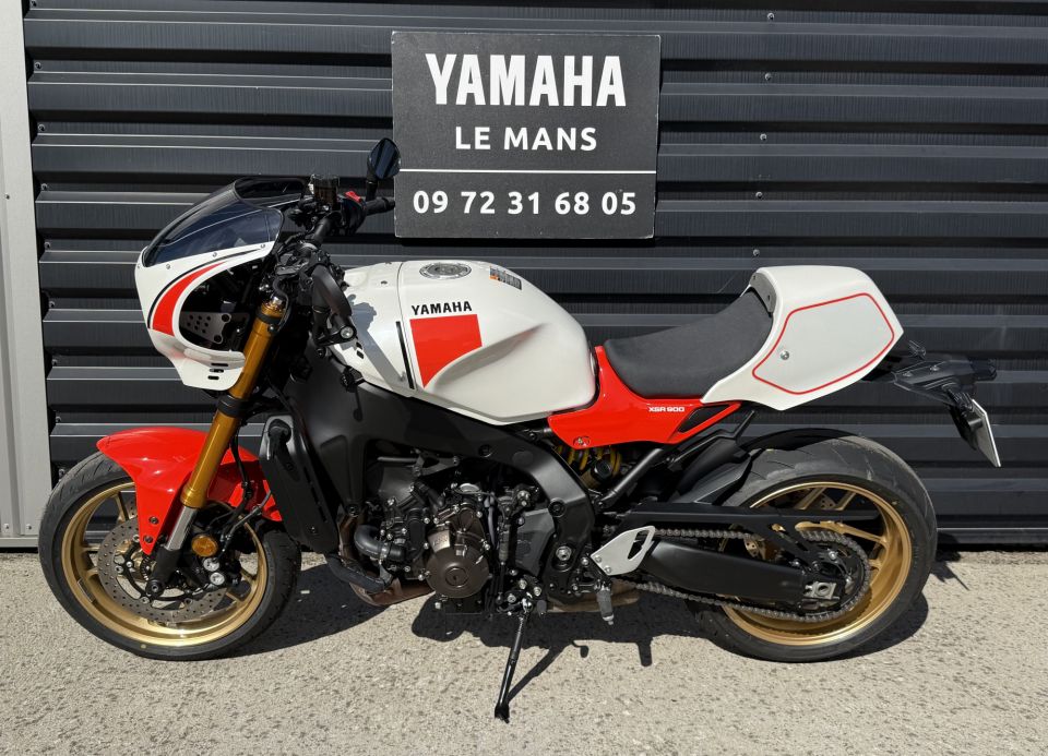 YAMAHA XSR 900 4