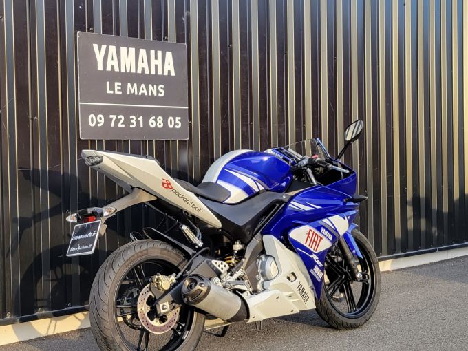 YAMAHA YZF-R 125 4
