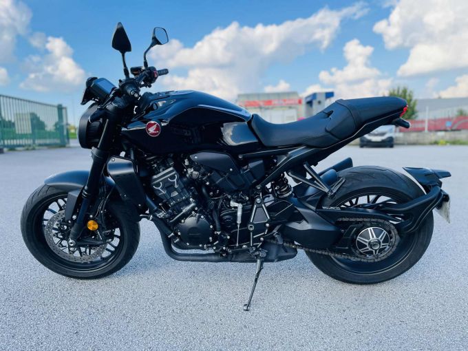 HONDA CB 1000 R 4
