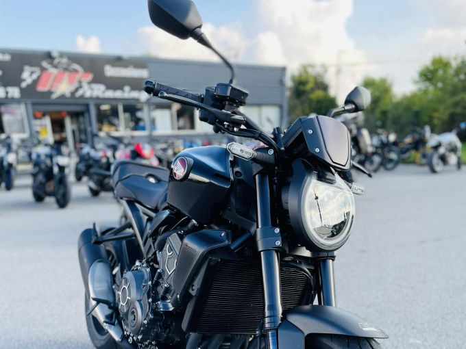 HONDA CB 1000 R 4