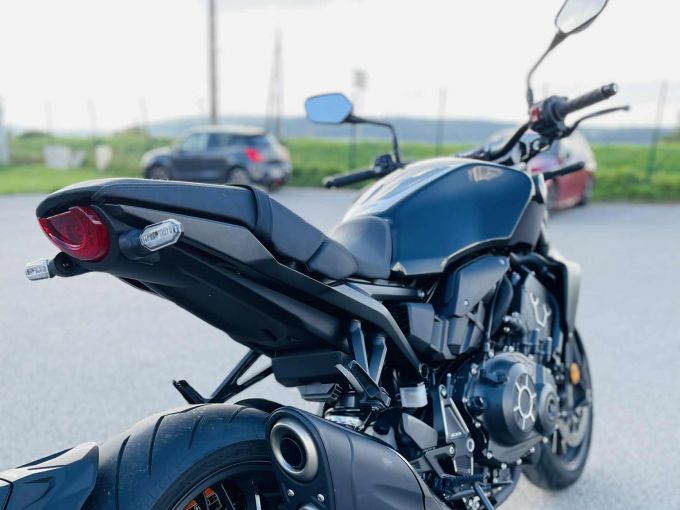 HONDA CB 1000 R 4