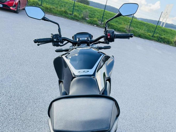 HONDA CB 1000 R 4