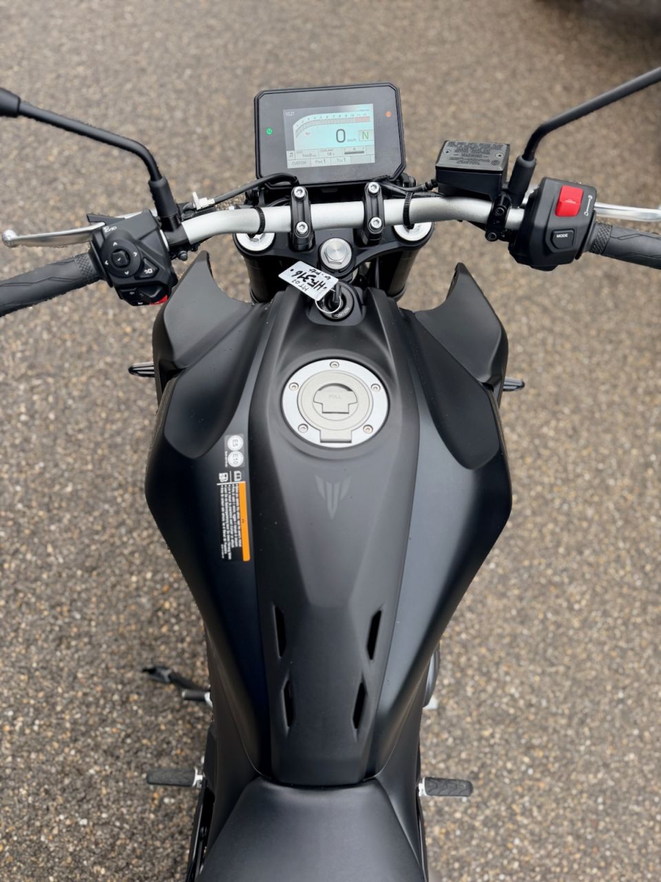 YAMAHA MT-07 (47.5CV) 4