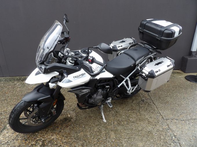 TRIUMPH Tiger 900 GT PRO 4